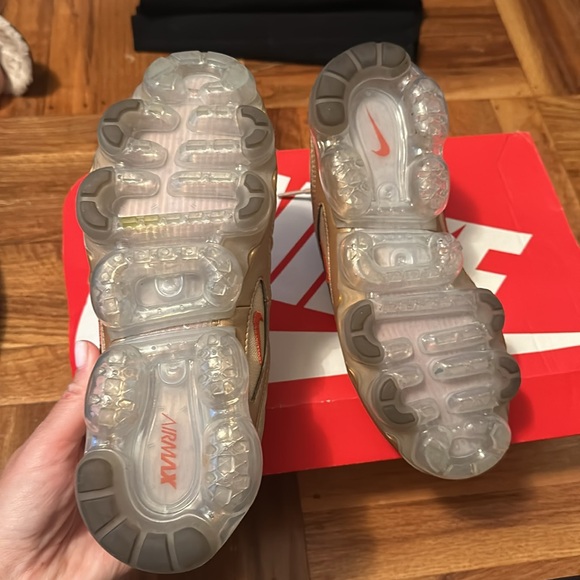 Nike Air VaporMax 97 - Picture 3 of 3